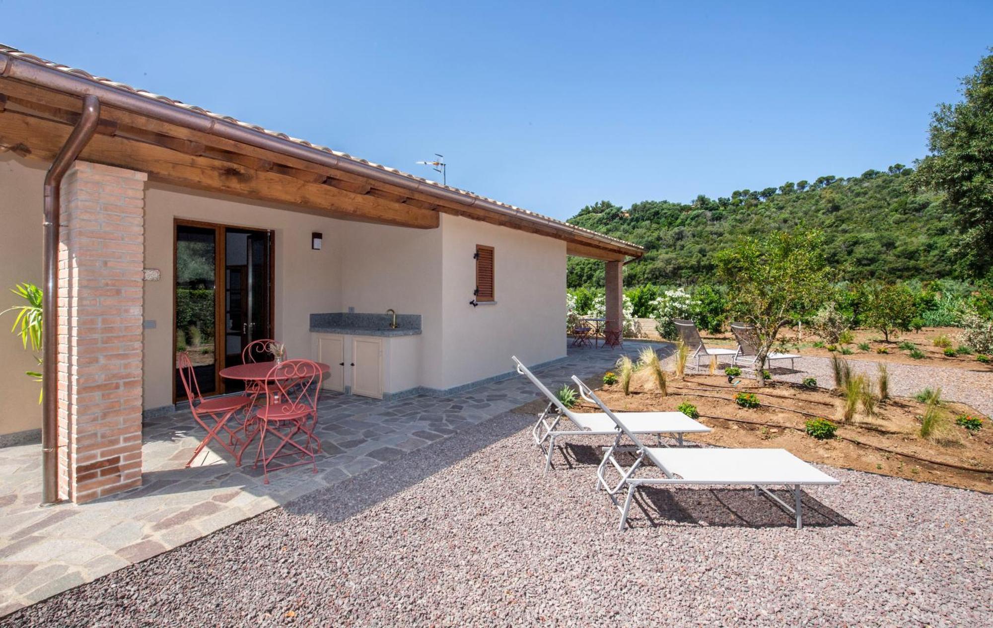 Agriturismo La Sassicaia Кастільйоне-делла-Пеская Екстер'єр фото